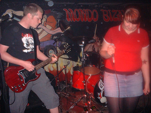 2fatties_070526_08.jpg
