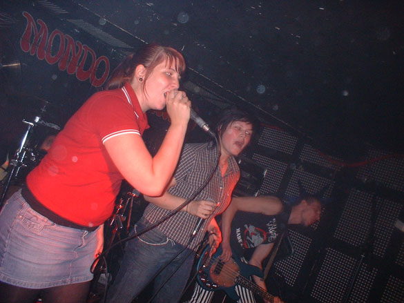 2fatties_070526_09.jpg