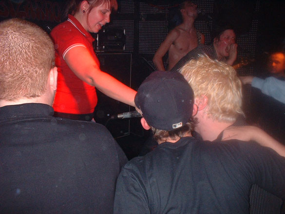 2fatties_070526_18.jpg