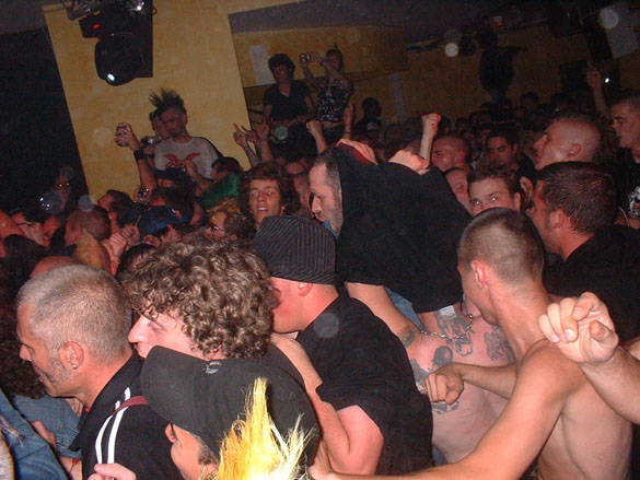 adicts_070814_08.jpg