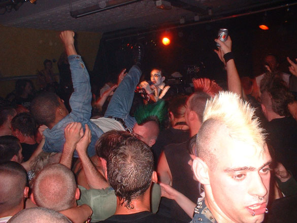 adicts_070814_11.jpg