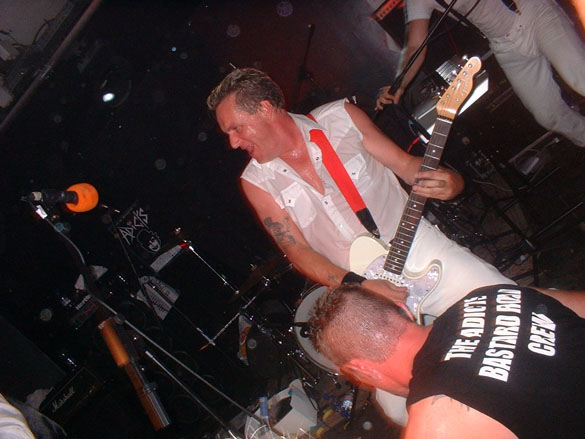 adicts_070814_21.jpg