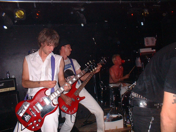 adicts_070814_32.jpg