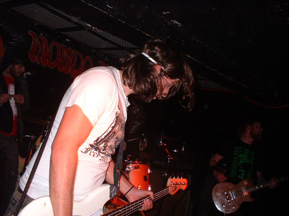 angerscurse_081126_03.jpg