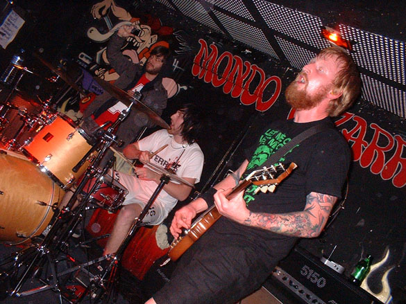 angerscurse_081126_05.jpg