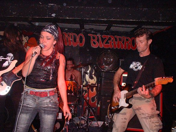 kerozeninblood_081014_03.jpg