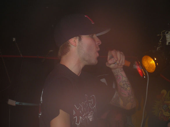 lionden_081126_07.jpg