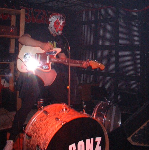 mrbonz060309_5.jpg