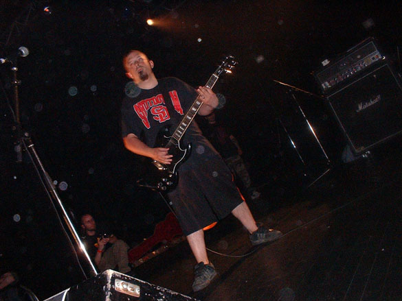 rightforlife_070602_03.jpg