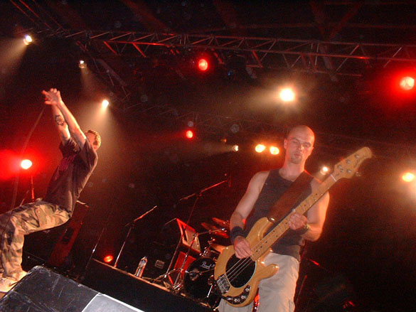 rightforlife_070602_05.jpg