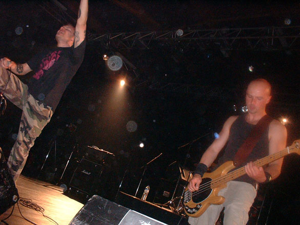 rightforlife_070602_08.jpg