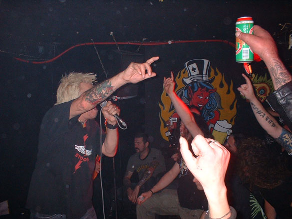 uksubs_081014_08.jpg